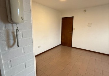 DEPARTAMENTO DE 2 DORMITORIOS SOBRE CALLE DON BOSCO